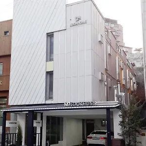 Hostel Look, Seul