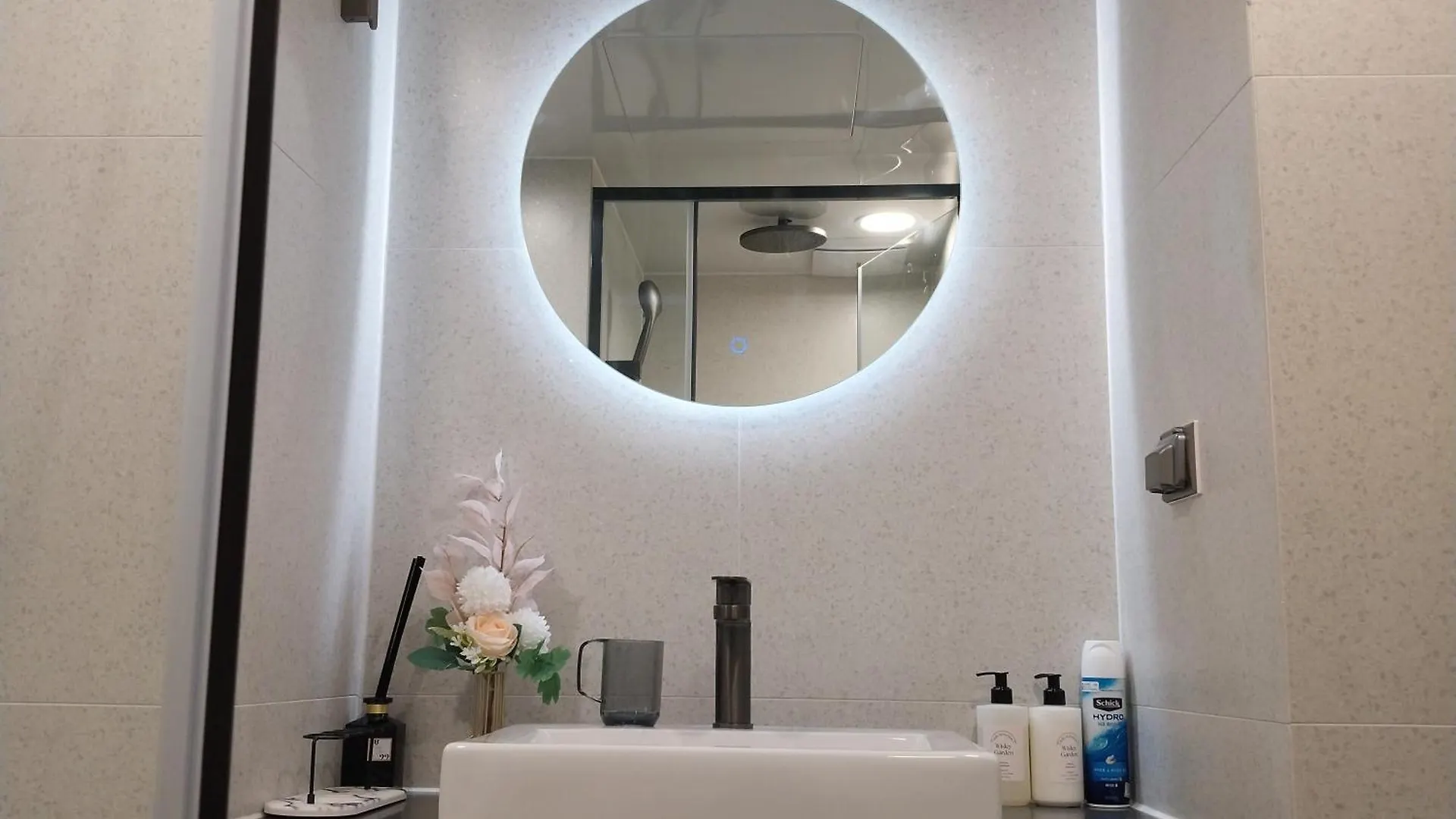 Seoul Park View Apartment