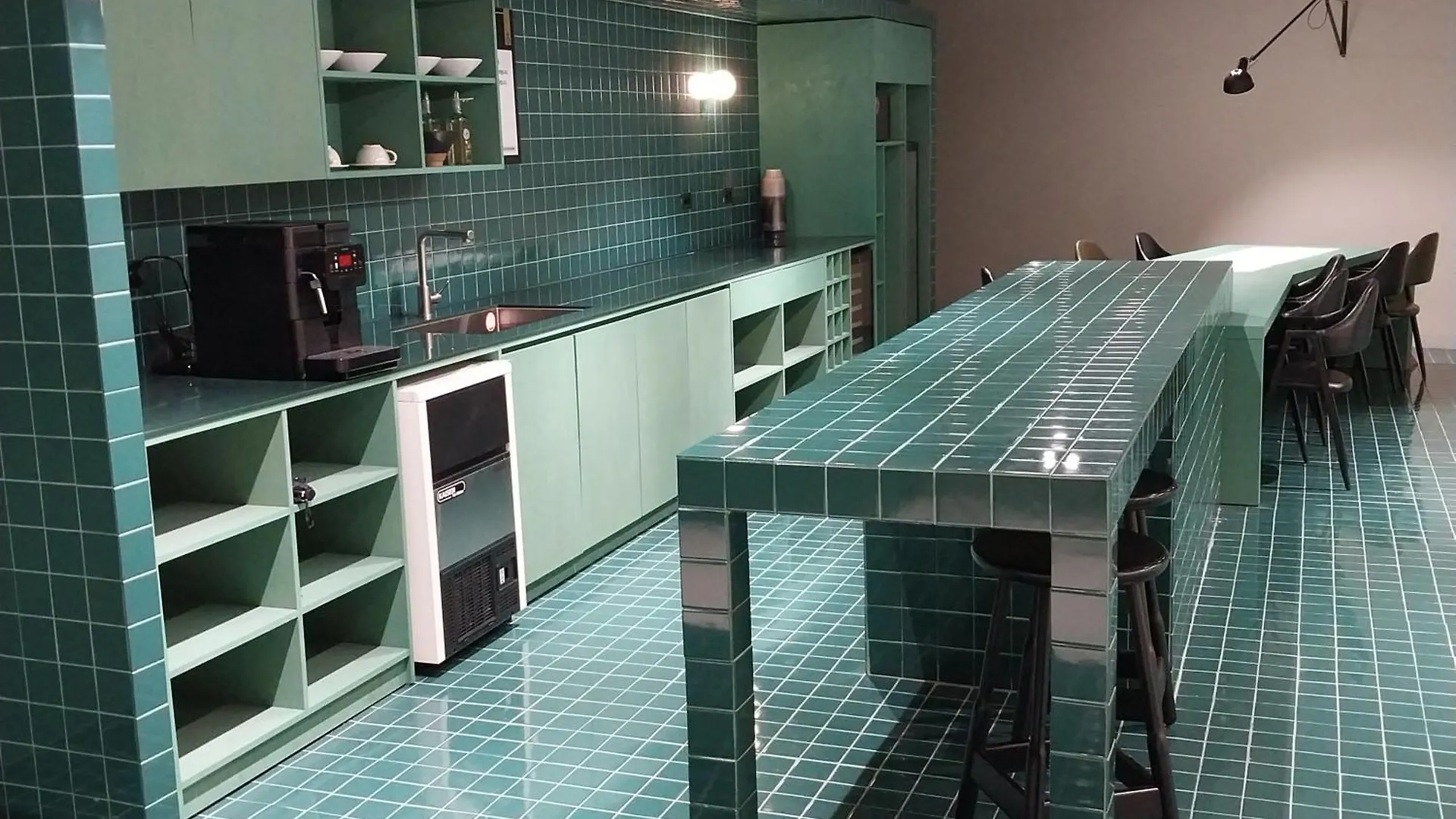 Seoul Park View Apartment 0*,