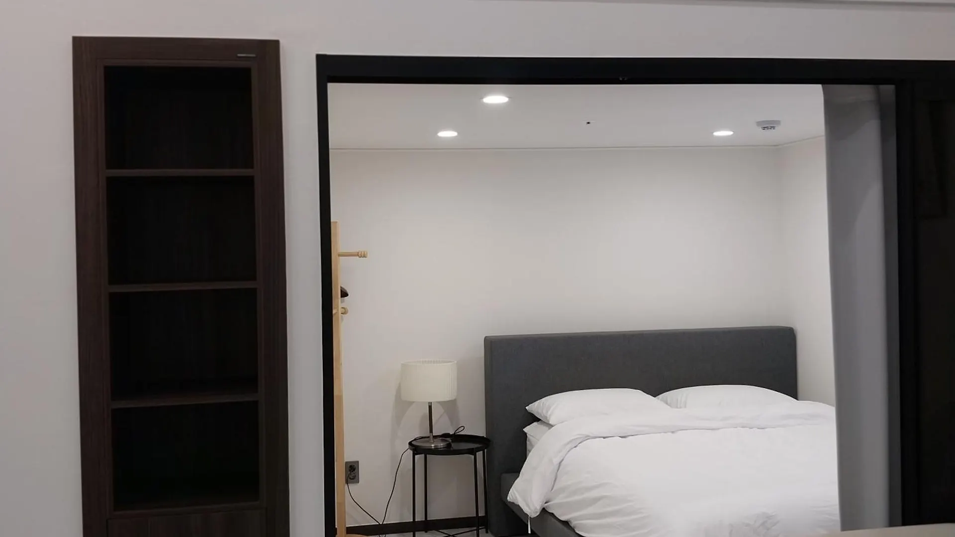 Seoul Park View Apartment South Korea